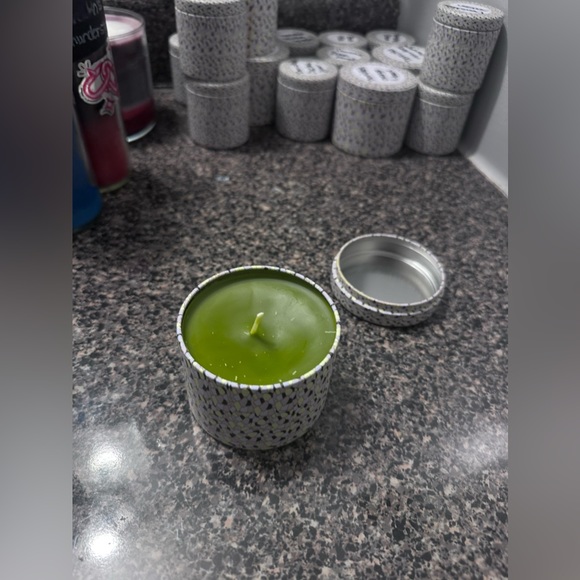 Dee’s Fall - Picture 2 of 2